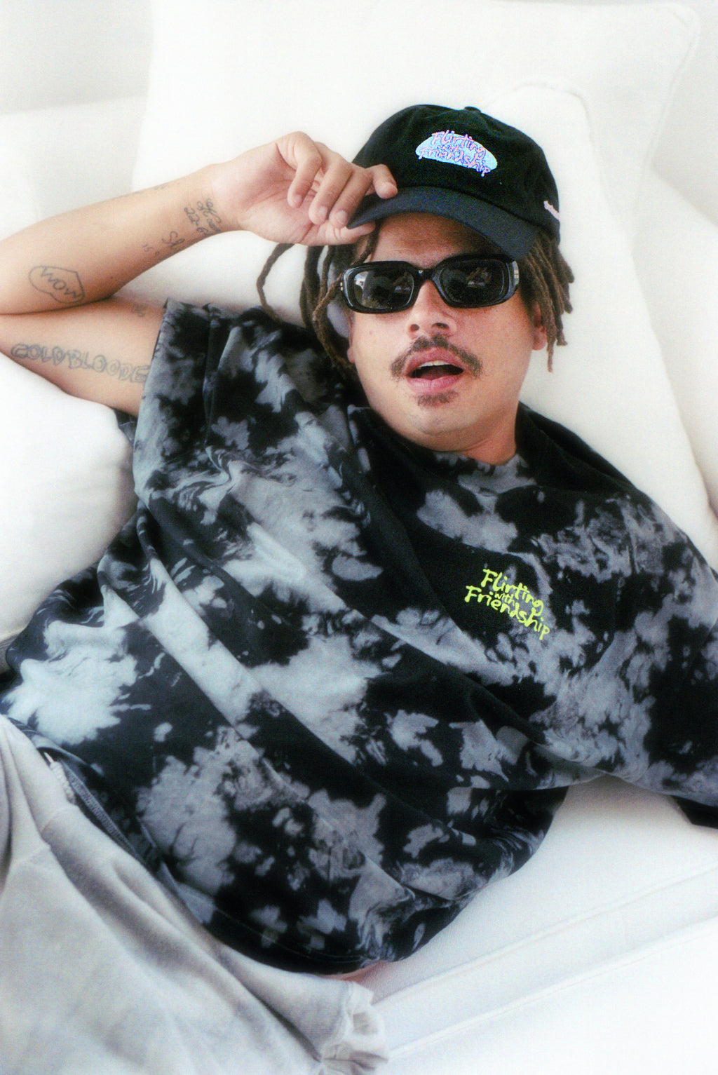 FLIRTING WITH FRIENDSHIP BLACK AND GREY TIE-DYE TEE